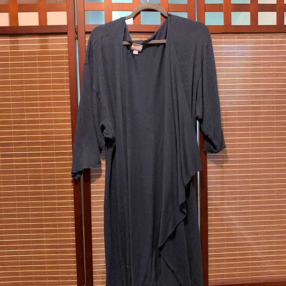 LulaRoe Shirley navy blue soft sweater knit Kimono
